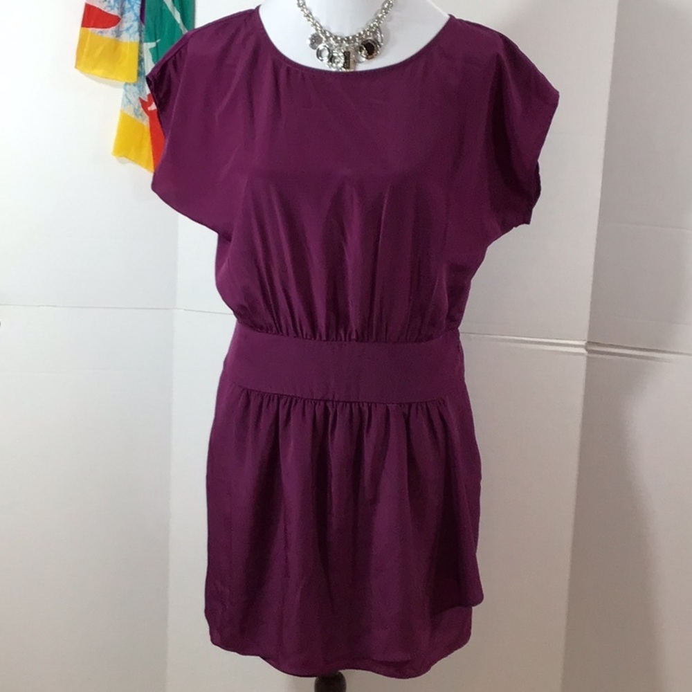 BCBGeneration purple peek a boo back dress 6 NWT